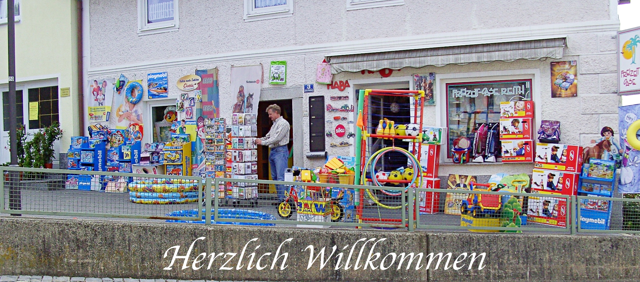 Freizeit-Oase Reith Spielzeugladen Schönberg bayerischer Wald Ausflugsziel Schreinerhof Winter und Sommer Kinder Spielwaren